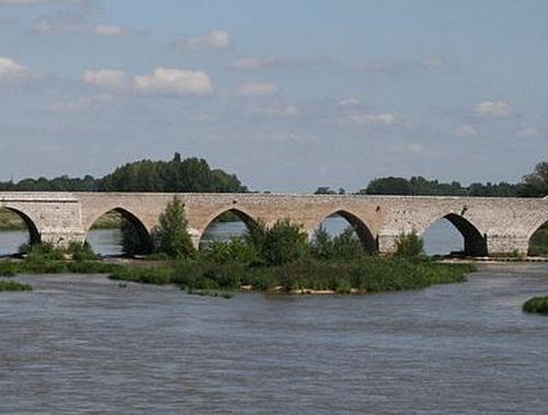 36-Saint-Sébastien-sur-Loire-iu